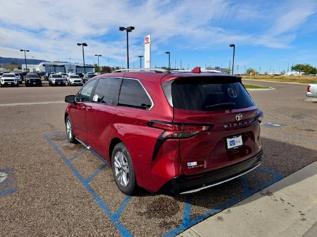 New 2026 Ruby Flare Pearl <sup>1</sup> Toyota  Limited image 9