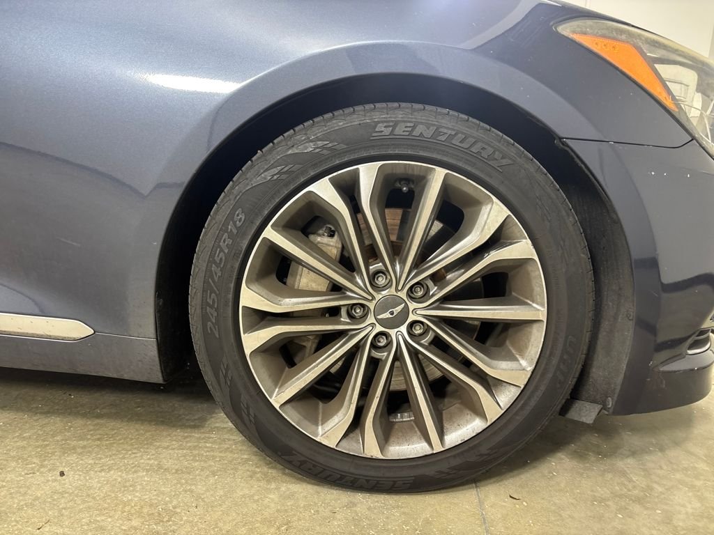 Used 2015 Hyundai Genesis Base with VIN KMHGN4JE8FU058436 for sale in Montgomery, AL