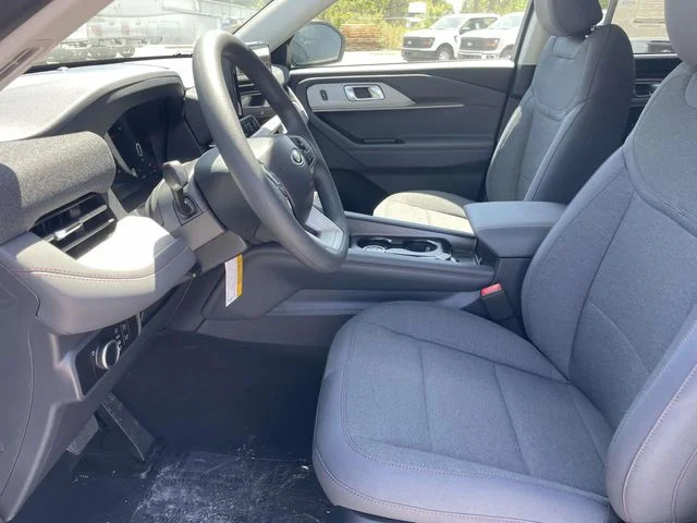 New 2026 Star White Metallic Tri-Coat Ford Active 100A image 14