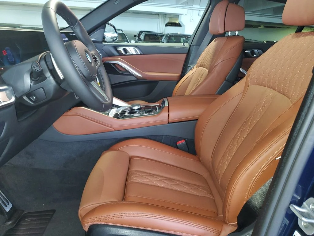 New 2027 Tanzanite Blue II Metallic BMW xDrive40i image 16