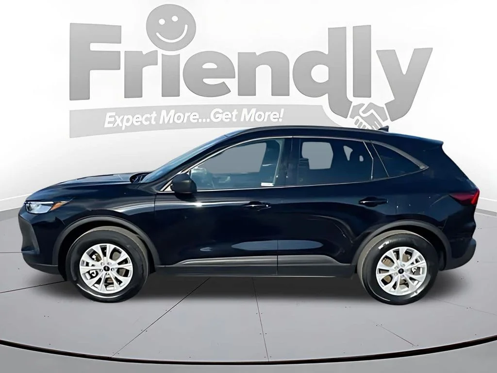Used 2025 Black Ford Active image 8