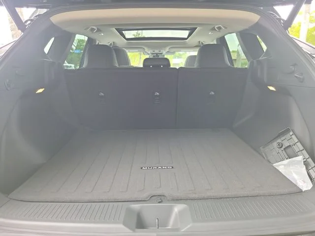 New 2027 Boulder Gray Pearl / Super Black Two-tone Nissan Dark Armor image 8