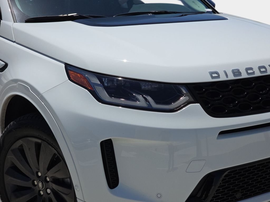 Certified Used 2025 White Land Rover S image 34