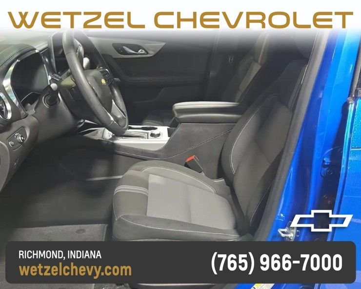 Used 2024 Blue Chevrolet LT image 5