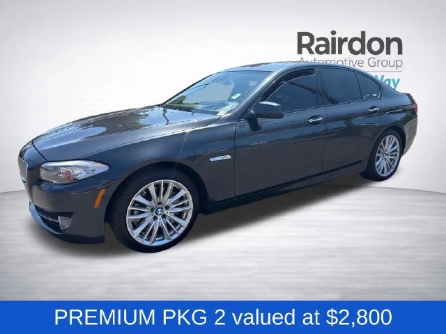 Used 2011 Dark Graphite BMW 550i image 3