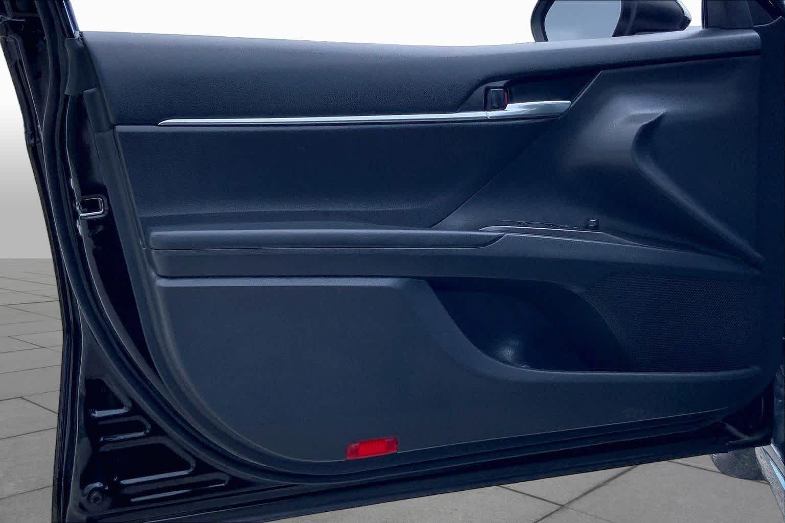 Used 2021 Midnight Black Metallic Toyota SE image 21