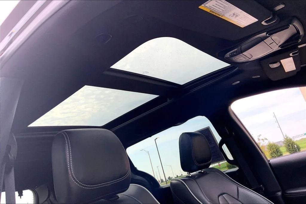 2026 Chrysler Pacifica Limited - Photo 21