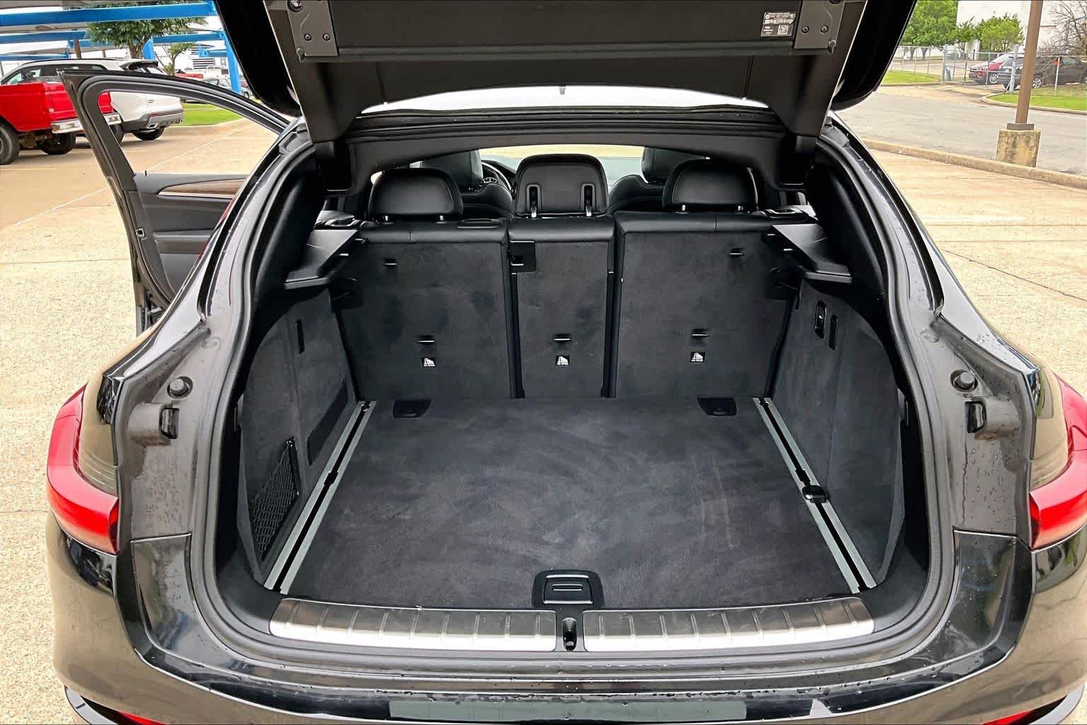 Used 2019 Jet Black BMW xDrive30i image 34