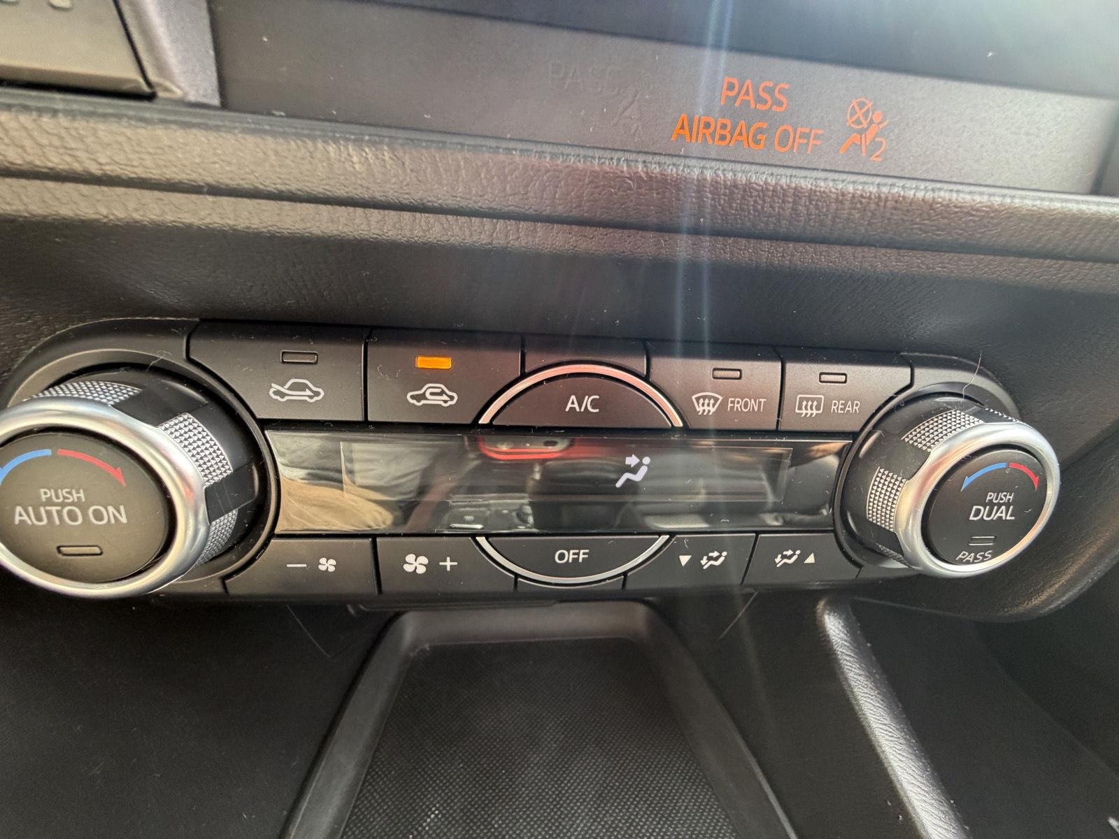Used 2018 Eternal Blue Mica Mazda Touring image 19