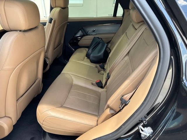 Used 2025 Black Land Rover SE image 10