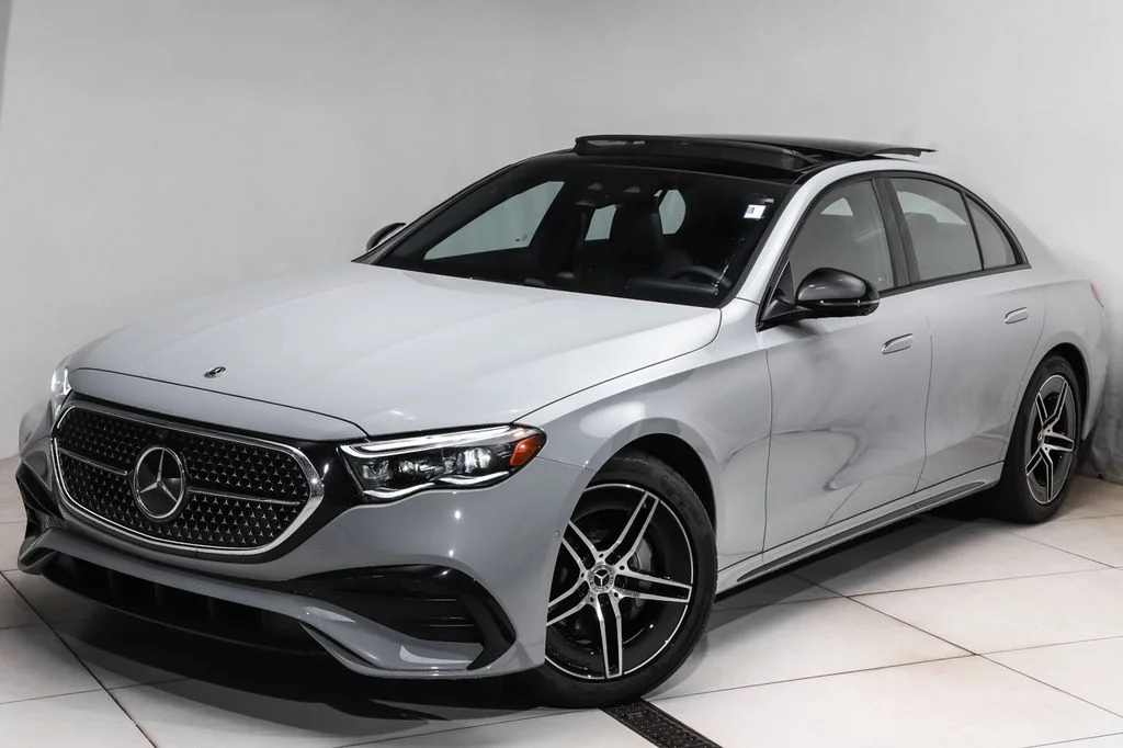 2026 Mercedes-Benz E-Class E350 4MATIC's photo