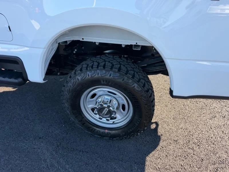 New 2026 Oxford White Ford F-250® XL image 9