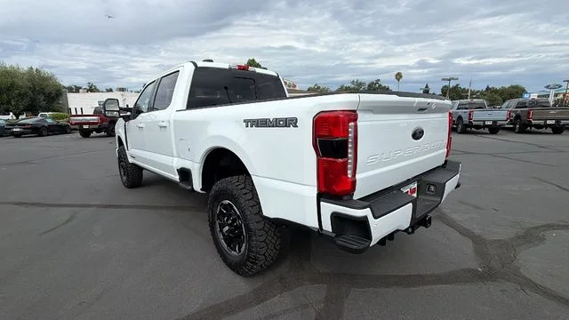 New 2026 Oxford White Ford F-250® Lariat® image 42