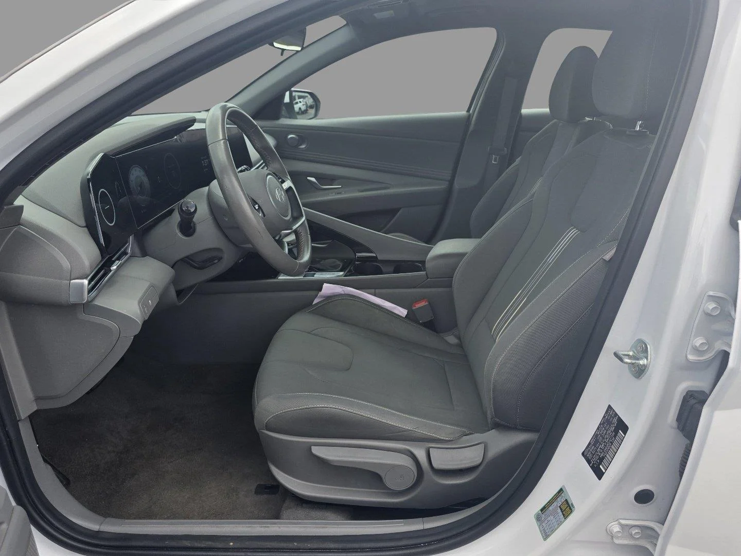 Used 2025 Serenity White Hyundai SEL Convenience image 19