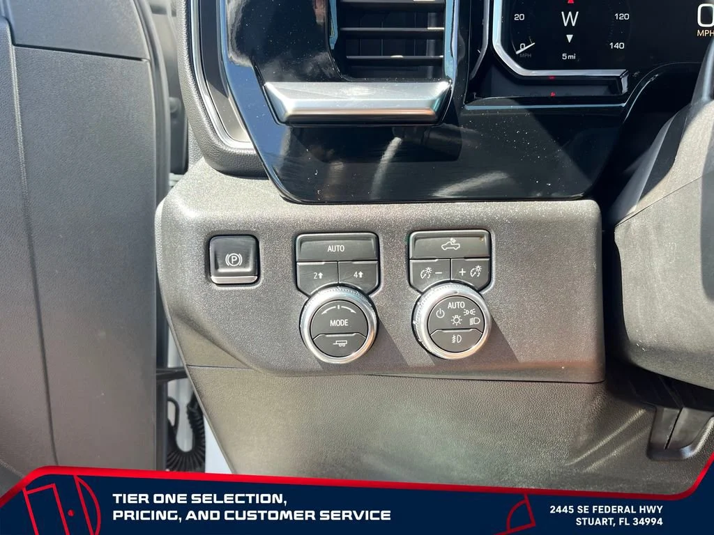 New 2026 Summit White GMC Elevation image 24