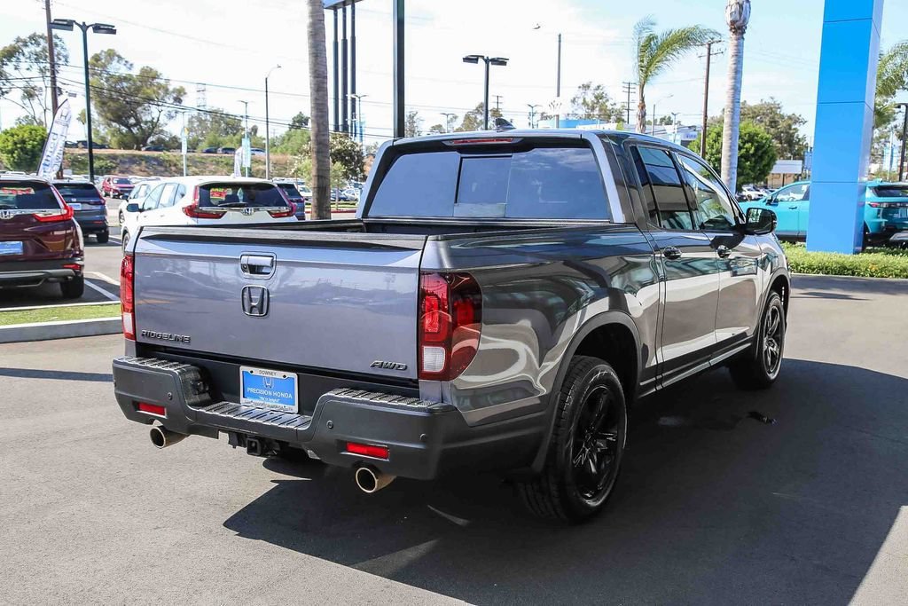 Certified Used 2023 Modern Steel Metallic Honda AWD RTL-E image 35