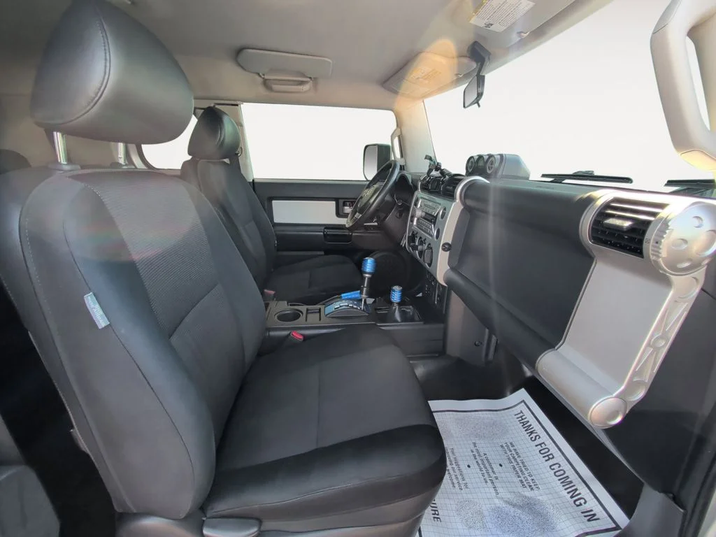Used 2008 Silver Toyota Base image 15