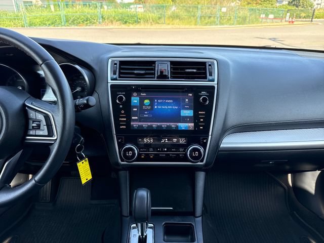 Used 2019 Ice Silver Metallic Subaru 2.5i Premium image 22