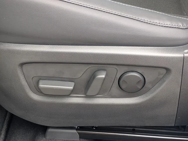 New 2026 Rhodium White Metallic Mazda 2.5 S Preferred AWD image 15