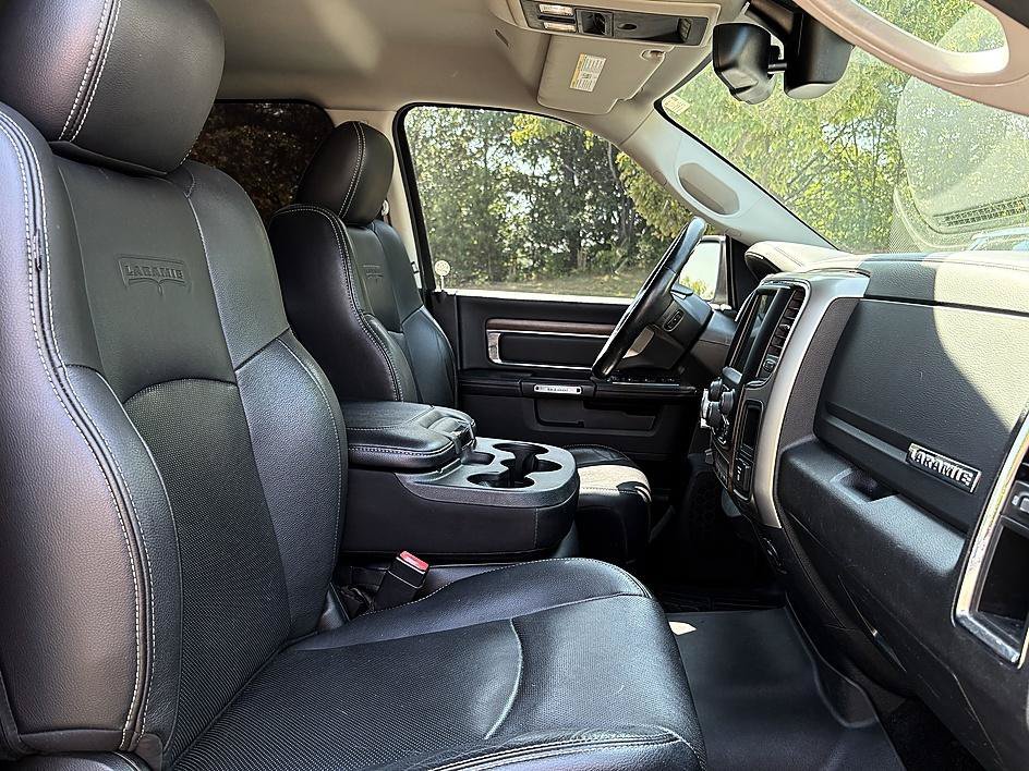Used 2017 Bright Silver Metallic Clearcoat Ram Laramie image 11