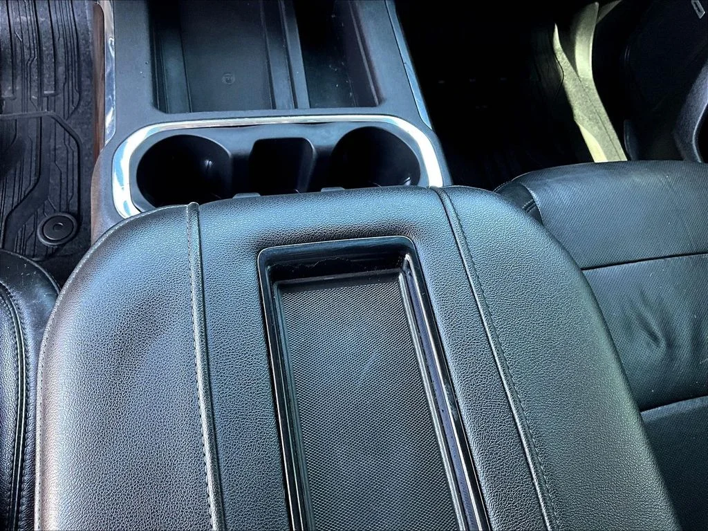 Used 2019 Black GMC SLT image 20
