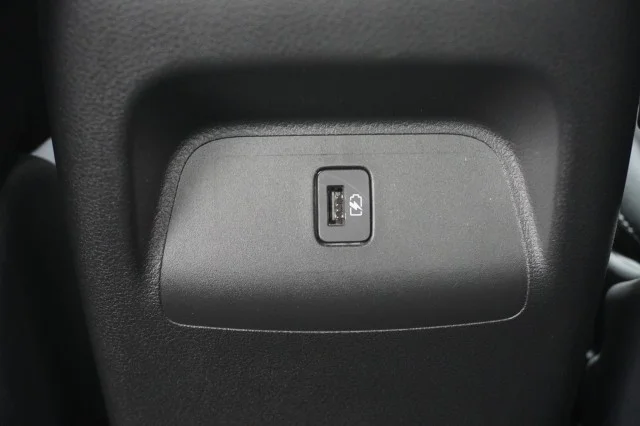 Used 2024  Nissan SV image 19