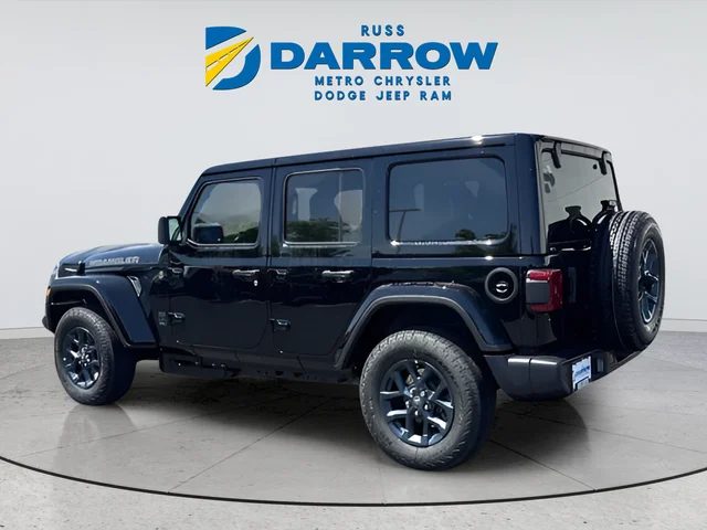 New 2026 Black Clear-Coat Exterior Paint Jeep 85th Anniversary Edition image 3