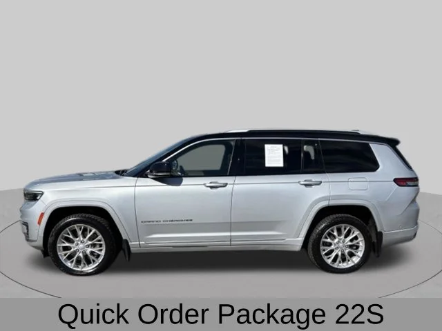 Used 2021 Silver Jeep Summit image 3