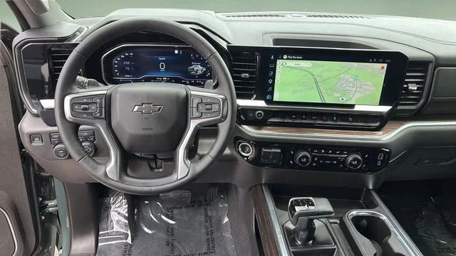 Used 2025 Cypress Gray Chevrolet LT Trail Boss image 10
