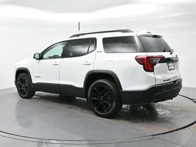 Used 2023 Summit White GMC SLE image 5
