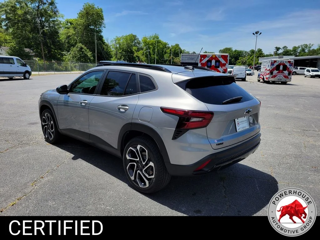 Certified Used 2025 Gray Chevrolet 2RS image 4