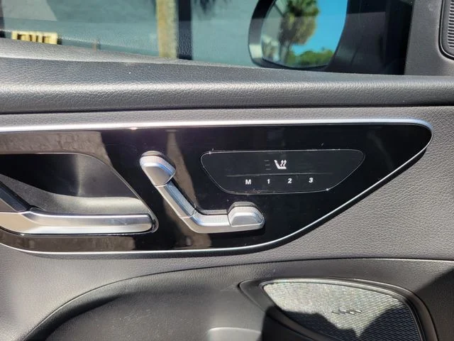 Used 2023 Gray Mercedes-Benz C 300 image 17