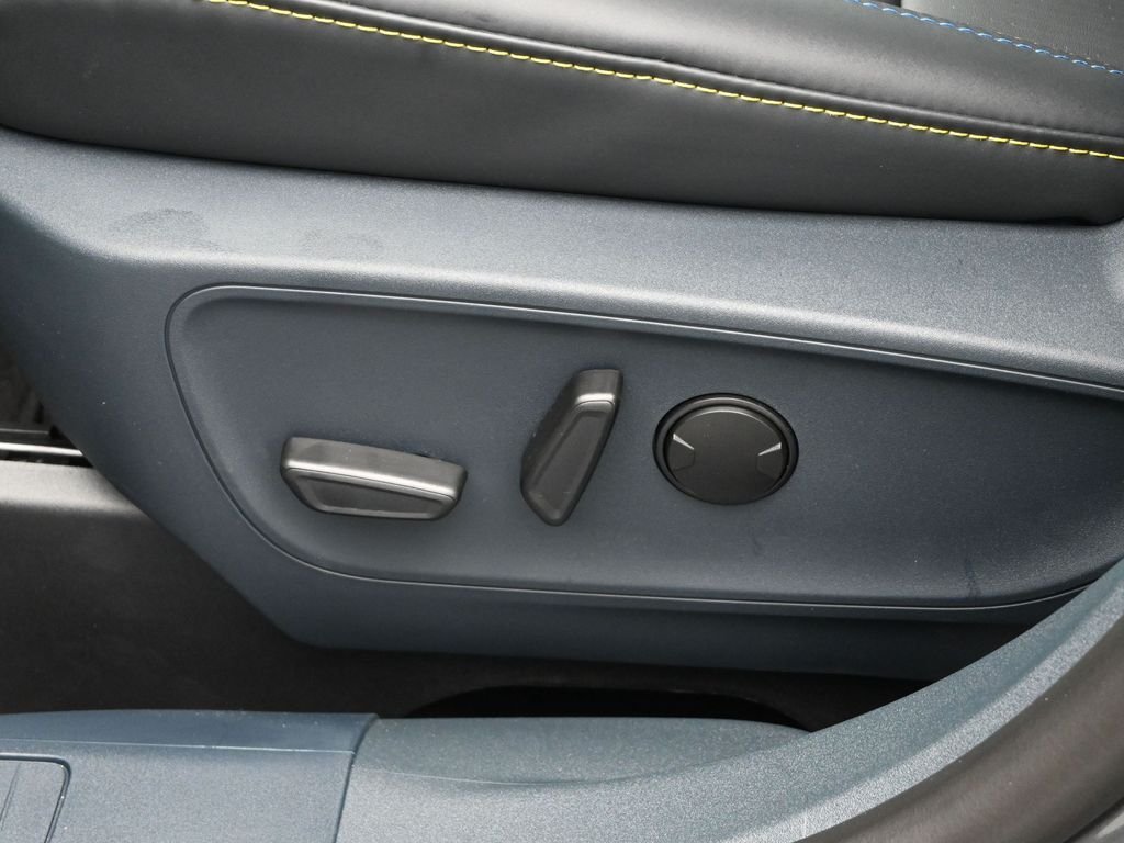 New 2026 Carbonized Gray Metallic Ford Lobo Standard image 9