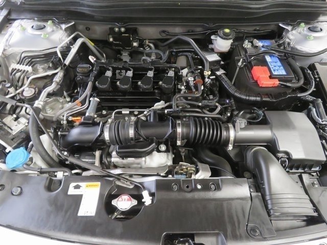 Used 2021 Lunar Silver Metallic Honda LX image 32