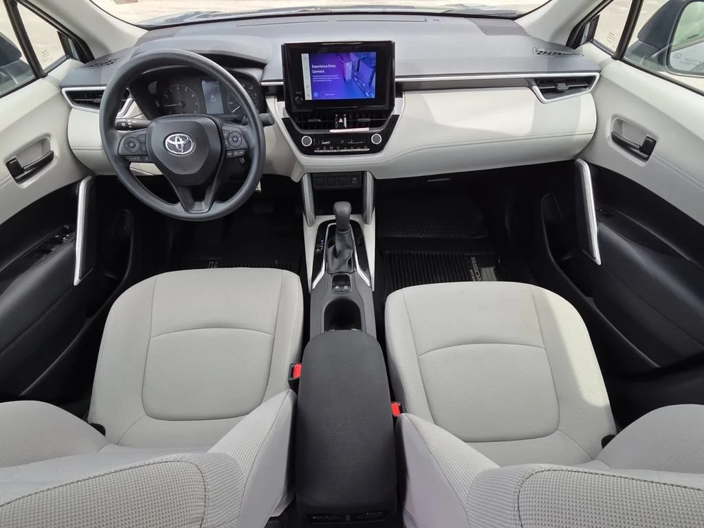 Used 2025 Celestite Toyota L image 25