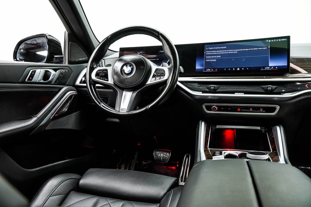 Used 2024 Green BMW xDrive40i image 20
