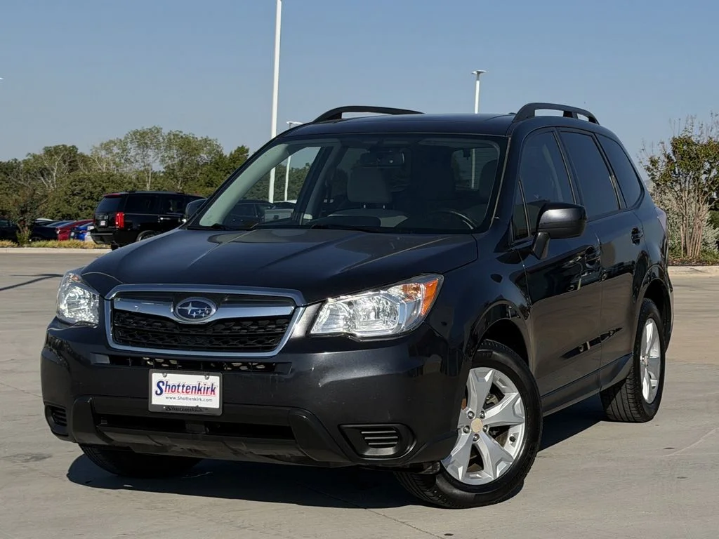 Used 2016 Gray Subaru 2.5i Premium image 2