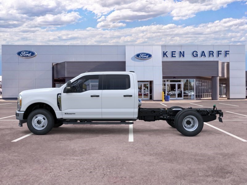 New 2026 Oxford White Ford XL image 3