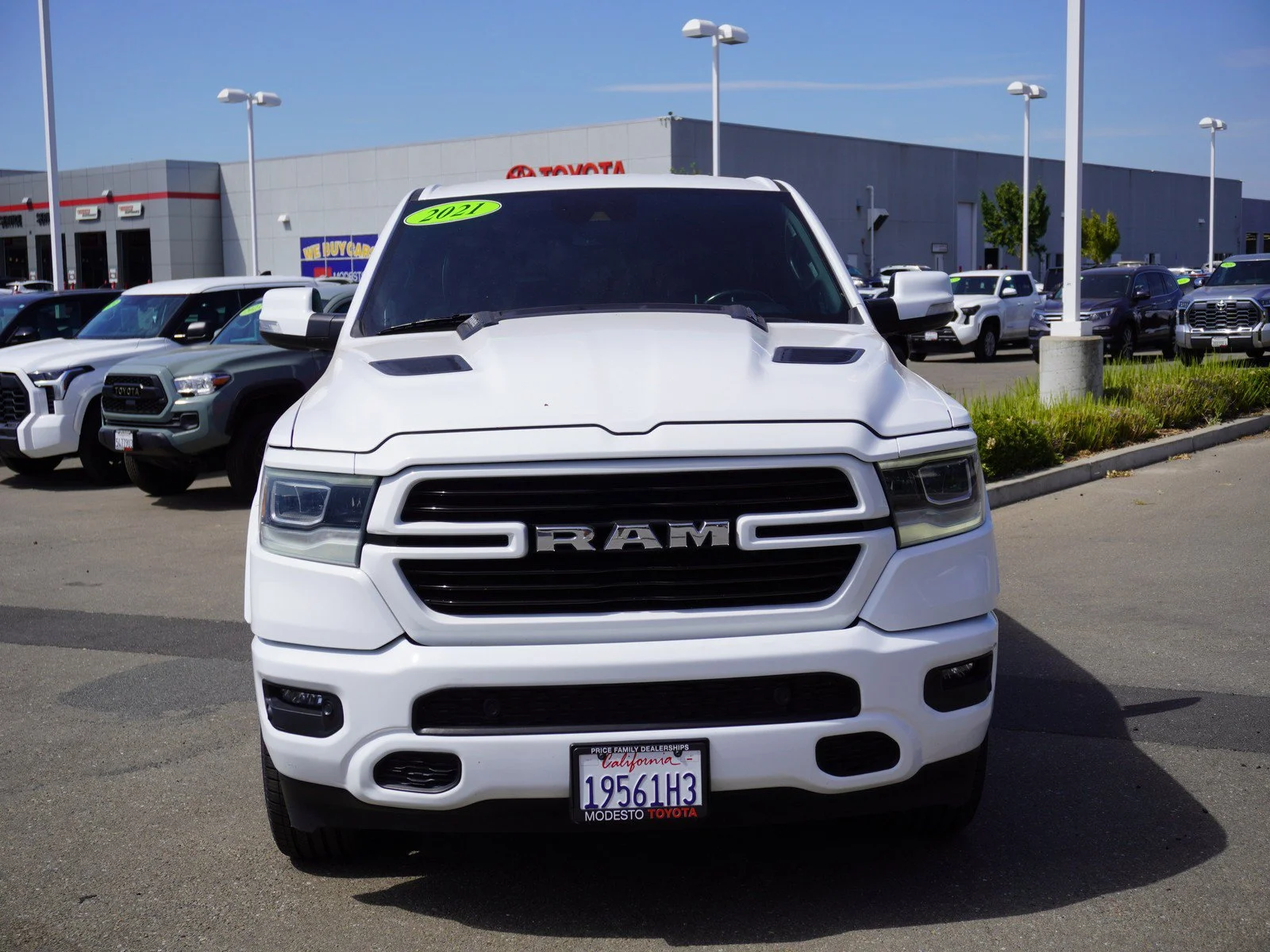 Used 2021 Bright White Clearcoat Ram Laramie image 6