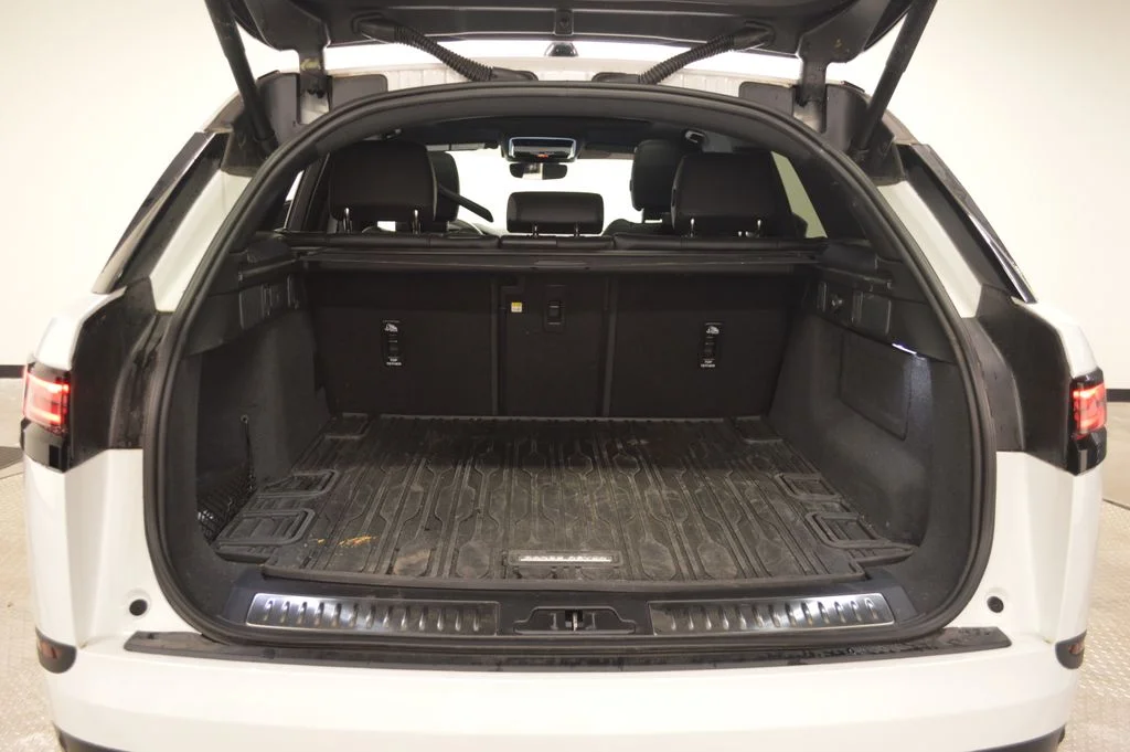 Used 2026 White Land Rover S image 37