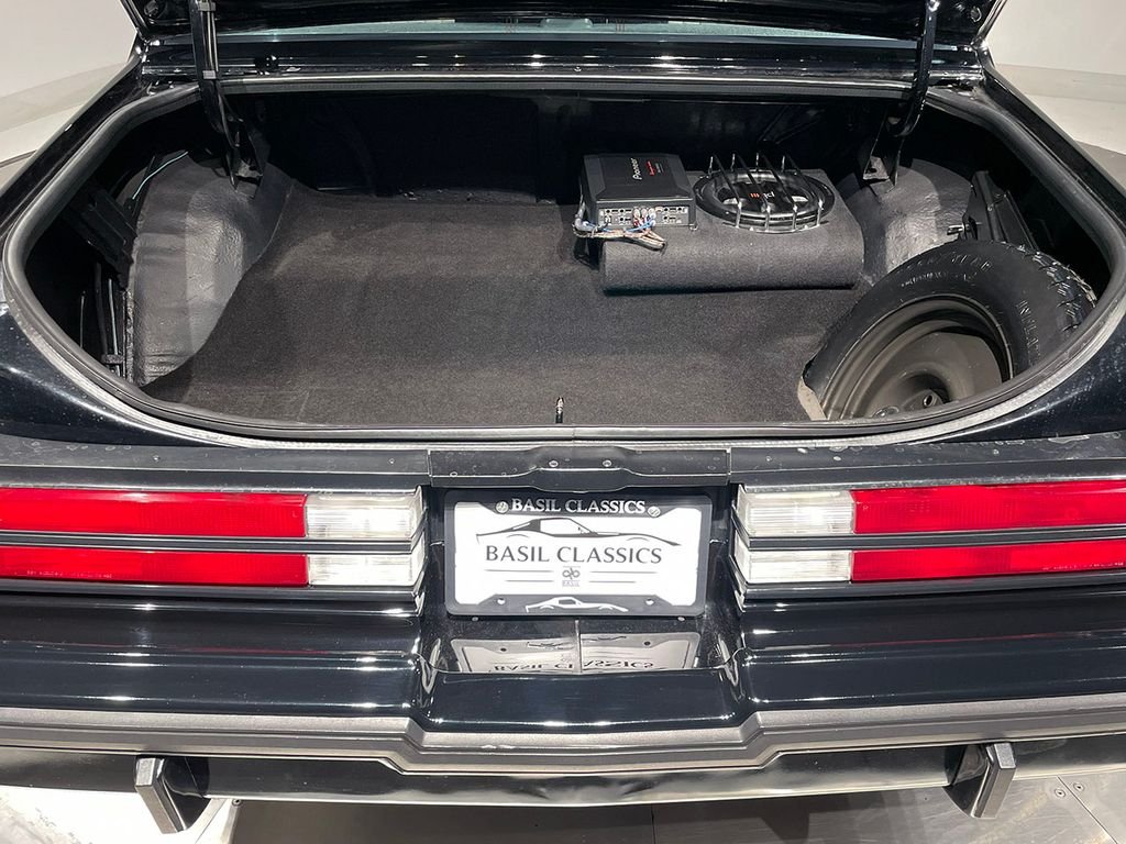 Used 1987 Black Buick Grand National image 37