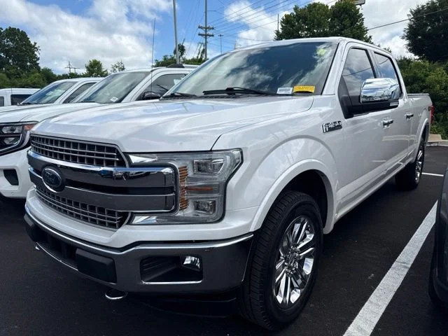 Used 2018 White Platinum Clearcoat Metallic Ford Lariat image 2