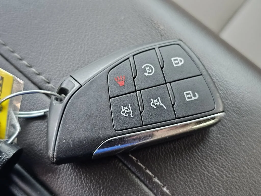 Used 2021 BLACK Chevrolet LT image 30