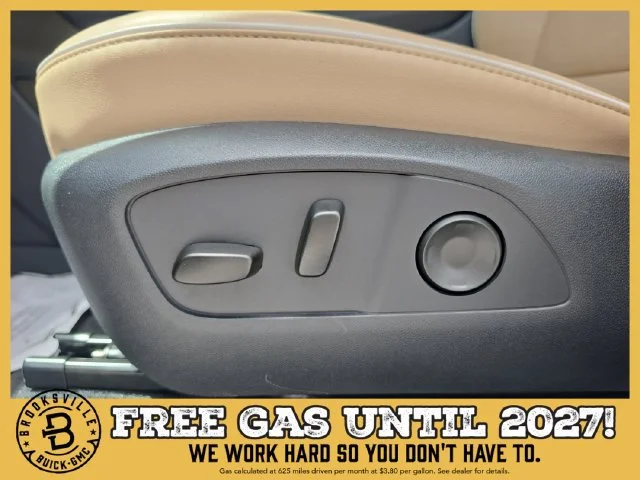New 2026 Iridescent White Tricoat Buick Preferred image 21