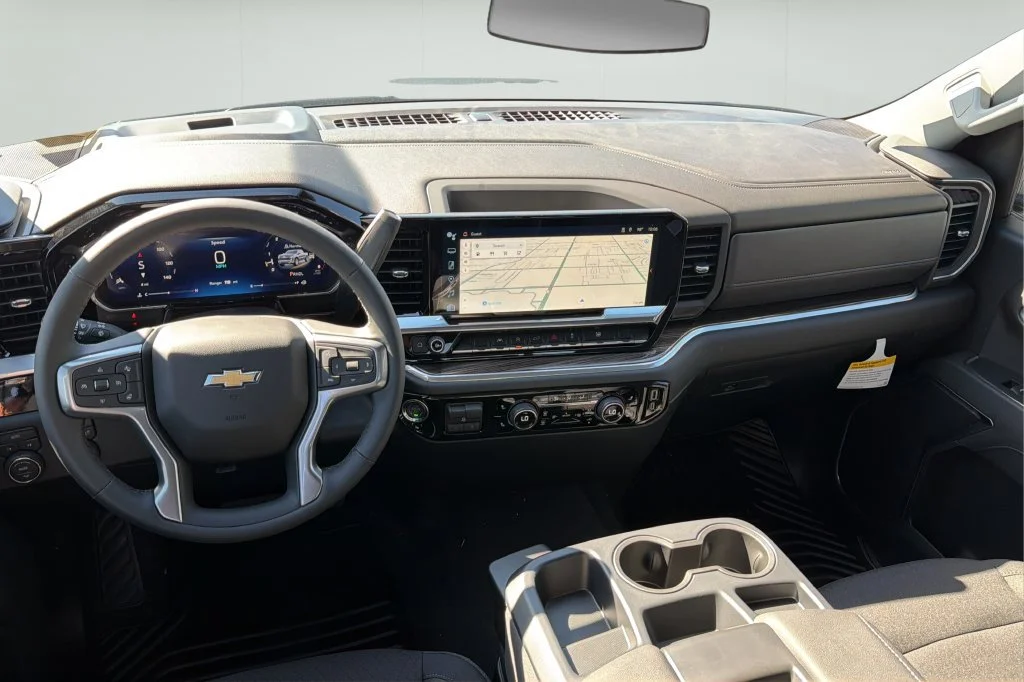 New 2026 Summit White Chevrolet LT image 20