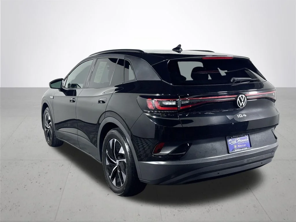 Used 2021 Black Volkswagen Pro image 8