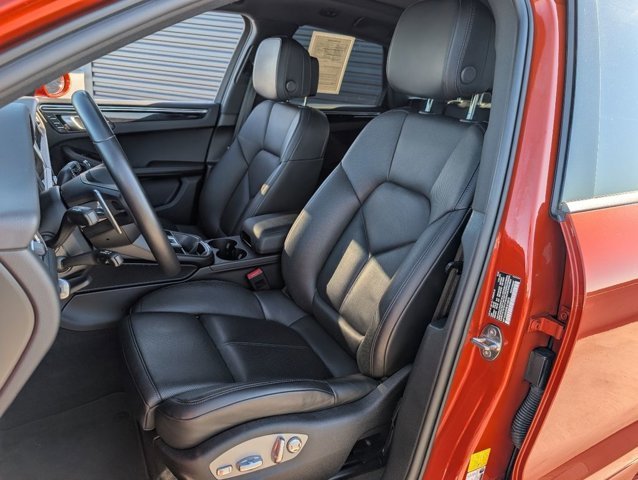 Used 2024 Papaya Metallic Porsche  image 5
