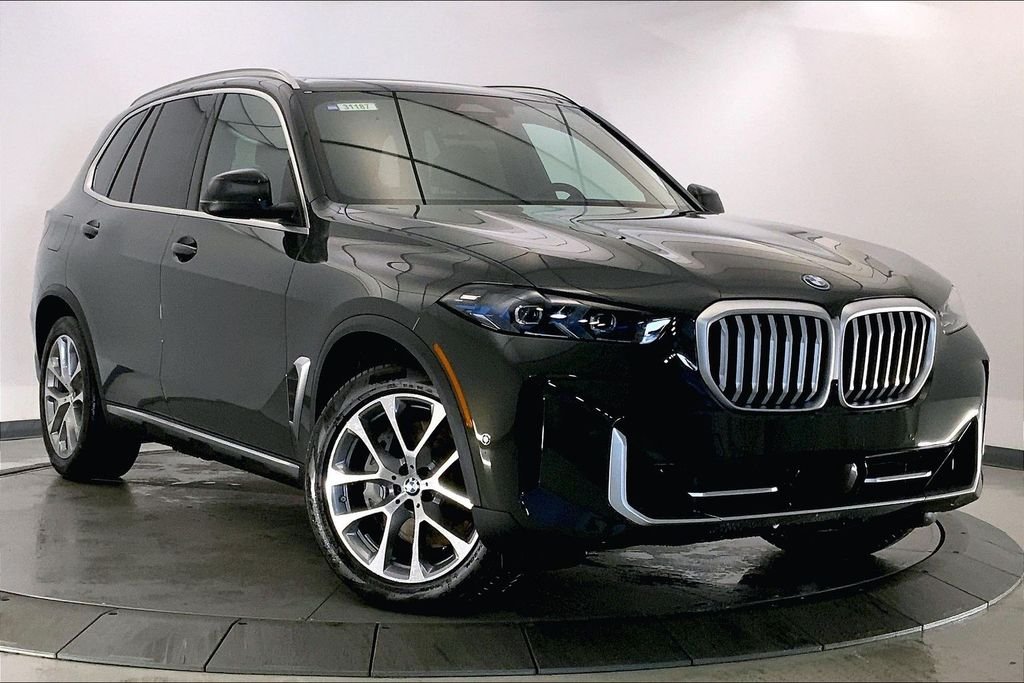 New 2026 Dravit Grey Metallic BMW  image 11