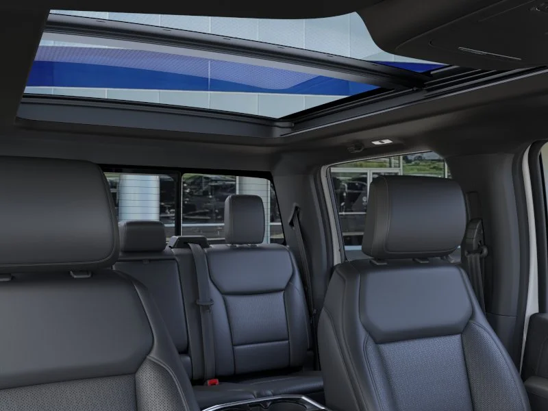 New 2026 Oxford White Ford Lariat® image 22