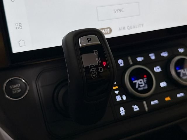 2026 Land Rover Defender V8 - Photo 19